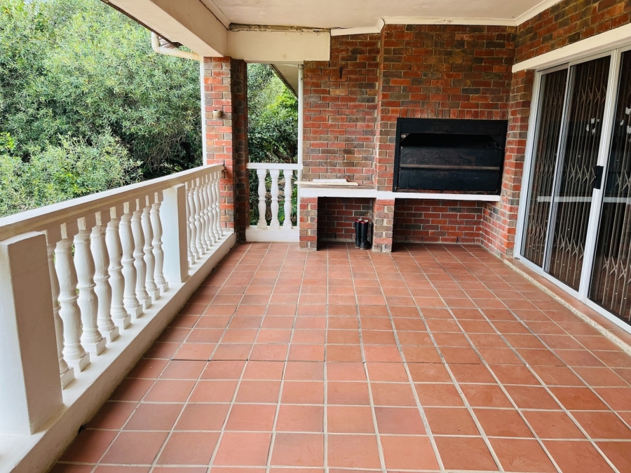 3 Bedroom Property for Sale in Klein Drakenstein Western Cape